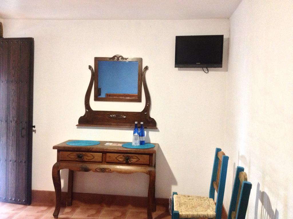 Hotel Meson Del Romero Тапалпа Стая снимка